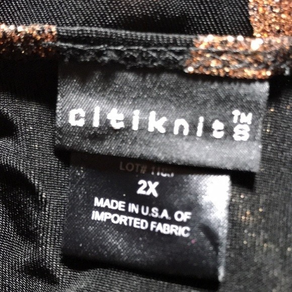 Citiknits Black/Gold S/L Top 2X - Picture 4 of 5